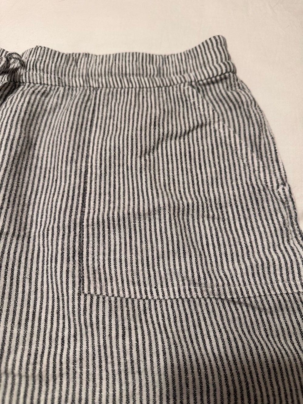 JCrew Linen Short Large - Picture 2 of 4